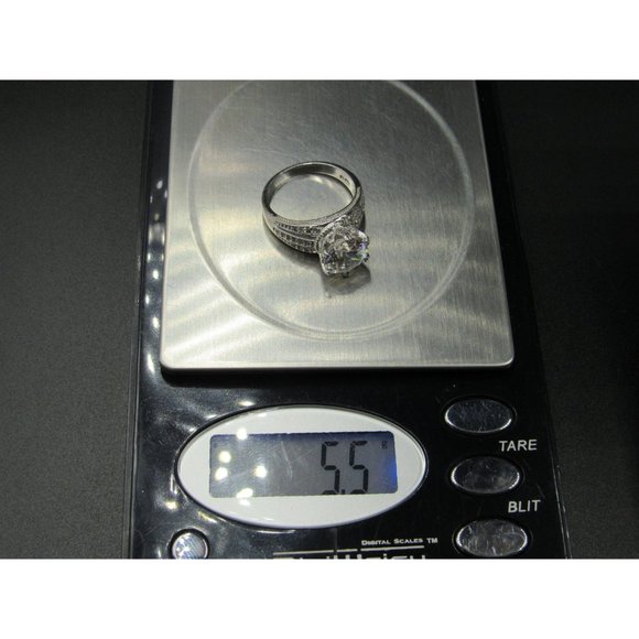 Size 7 Sterling Silver Gorgeous Round Cubic Zirconia With Accents Band Ring - Picture 10 of 10